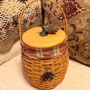 Longaberger Tan Basket with Leaf Accent